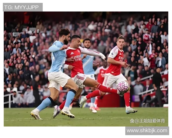 英超激战：里昂大胜马竞四球逆转引发转会风波全场沸腾