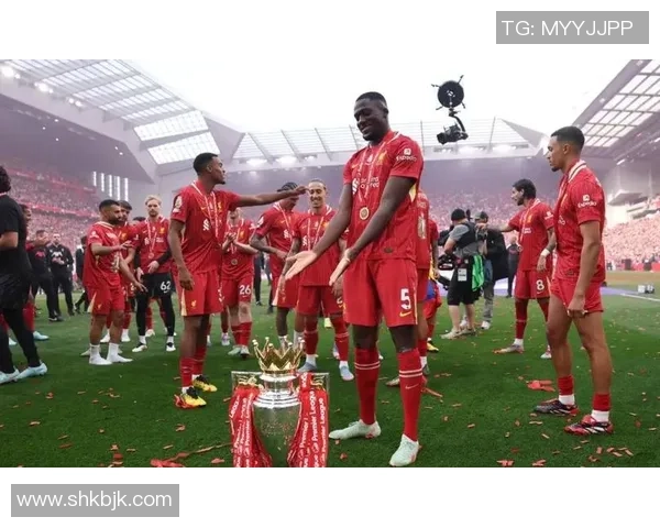 利物浦友谊赛大胜那不勒斯四球狂欢引发转会热议