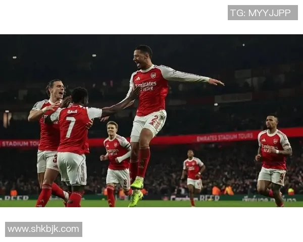 中超激战：那不勒斯大胜阿森纳乌龙球引发转会热议