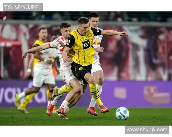 友谊赛精彩对决莱比锡与多特蒙德战成平局战术解析引发热议